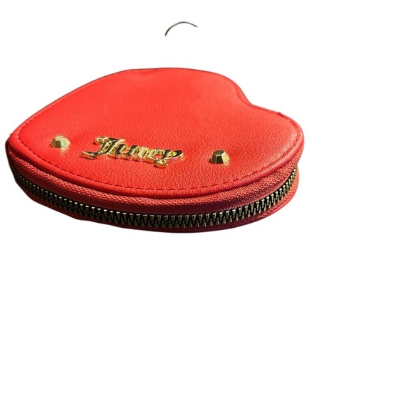 Juicy Couture Love Heart Shape Wristlet NWT - Picture 3 of 8
